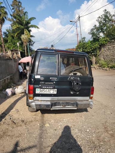 Toyota  Land cruiser Prado 3.0 - Miniature 2