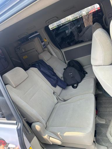 Toyota  Noah - Miniature 3