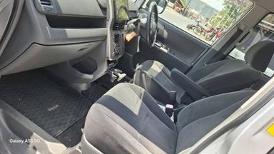 Toyota  Noah - Miniature 5