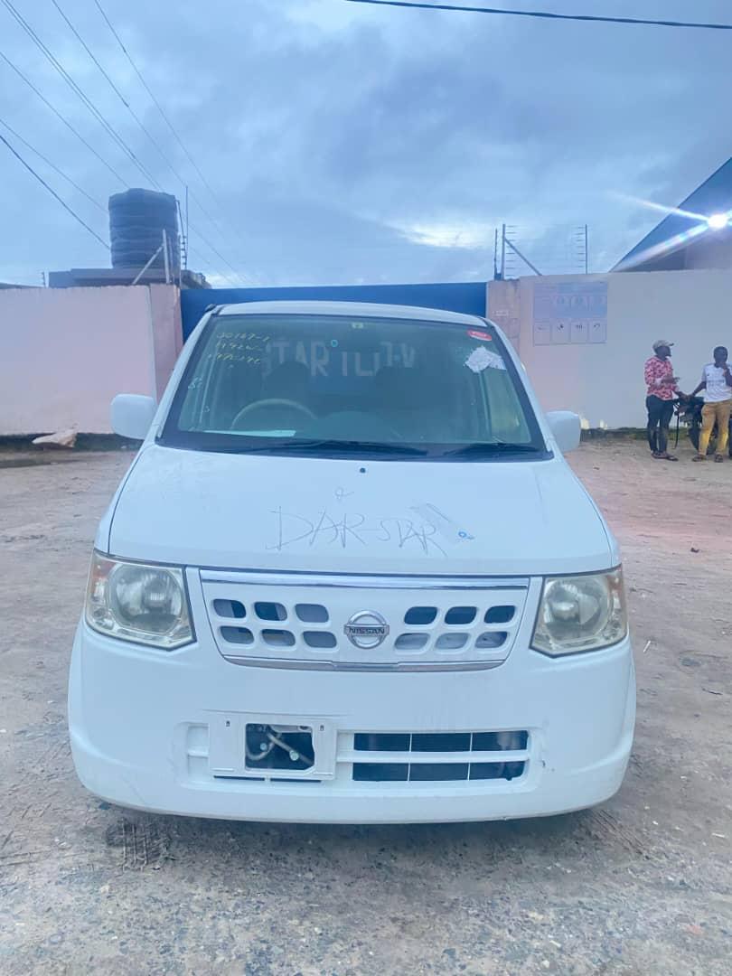 Photo principale de Nissan  Otti 