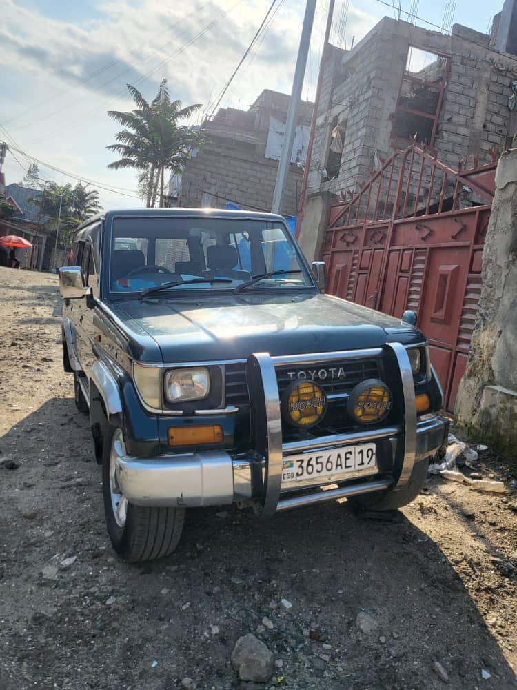 Photo principale de Toyota  Land cruiser Prado 3.0